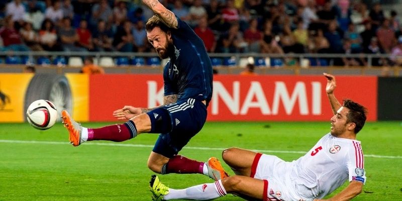 So sánh điểm khác biệt với hình thức châu Á, châu Âu